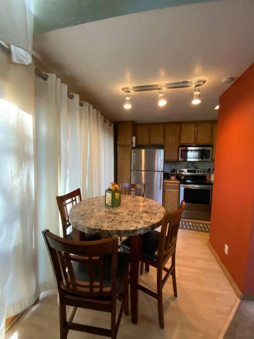 Mammoth Awesome Location-1 Min To Shuttles & Food! Toml-Cpan-11402 Apartment Mammoth Lakes Exterior foto